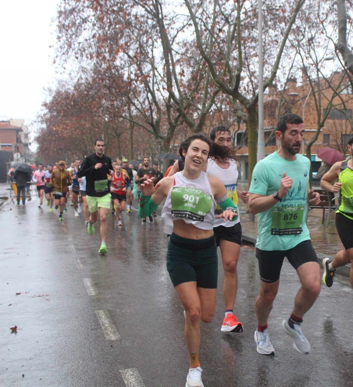 Maria corriendo en carrera